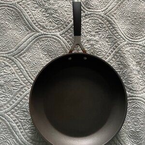 12 Inch Le Creuset Non-Stick Frying Pan